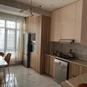 Baku-da 110.0 m2 mənzil kirayə verilir - Şəkil 2