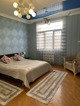 In Baku 180.0 m² apartment is for rent - Image 3