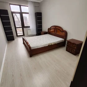 In Baku 70.0 m² apartment is for rent - Image 3