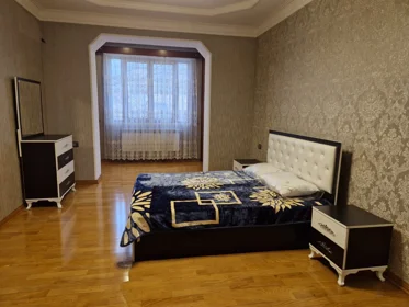 In Baku 100.0 m² apartment is for rent - Изображение 2