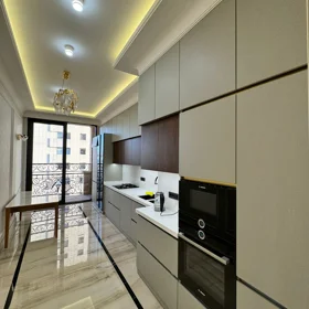 In Baku 180.0 m² apartment is for rent - Image 5