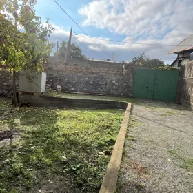 In Şəki 100.0 m² house with 3.0 rooms is for sale - Изображение 2