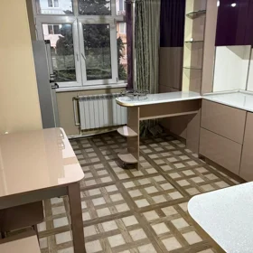 In Baku 70.0 m² apartment is for rent - Image 2