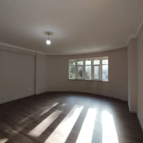 In Baku 164.0 m² office is for sale - Image 3
