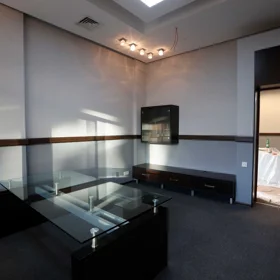 In Baku 200.0 m² commercial is for rent - Изображение 5