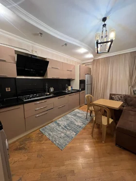 In Baku 145.0 m² apartment is for rent - Image 2