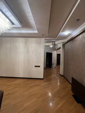 In Baku 145.0 m² apartment is for rent - Image 4