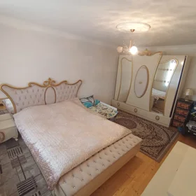 In Baku 97.0 m² house with 3.0 rooms is for sale - Image 5