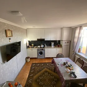 In Baku 60.0 m² house with 3.0 rooms is for sale - Image 4