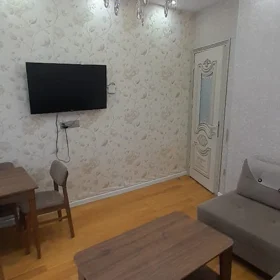 In Baku 80.0 m² apartment is for rent - Image 2