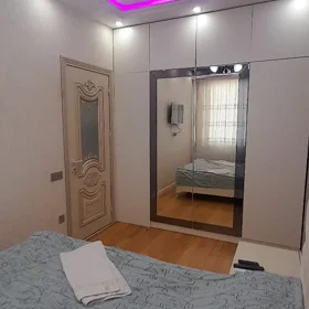 In Baku 80.0 m² apartment is for rent - Image 5