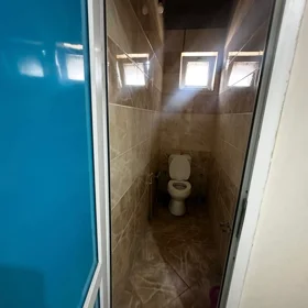 In Baku 120.0 m² house with 3.0 rooms is for rent - Image 5