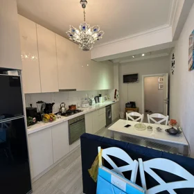 In Baku 80.0 m² apartment is for rent - Image 2