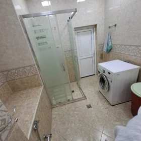 In Baku 75.0 m² apartment is for rent - Image 5