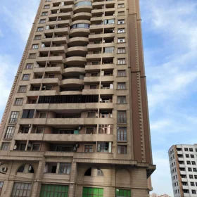 In Baku 125.0 m² apartment is for sale - Image 2