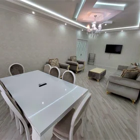In Baku 102.0 m² apartment is for rent - Image 2