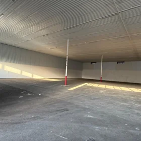 In Baku 1050.0 m² commercial is for rent - Image 5