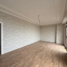 In Baku 96.0 m² apartment is for sale - Image 3