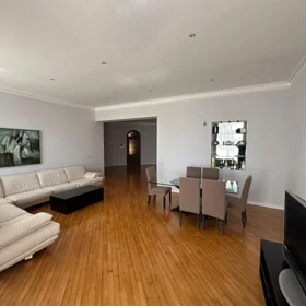 In Baku 600.0 m² house with 7.0 rooms is for rent - Изображение 2