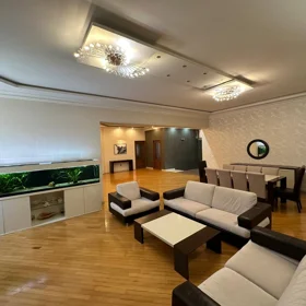 In Baku 600.0 m² house with 7.0 rooms is for rent - Изображение 4