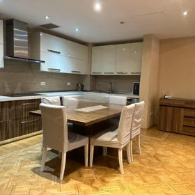 In Baku 180.0 m² apartment is for rent - Изображение 5