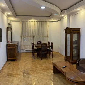In Baku 120.0 m² apartment is for rent - Image 3