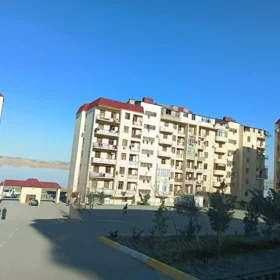 In Baku 40.0 m² apartment is for sale - Image 3