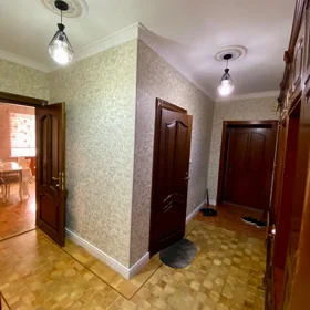In Baku 70.0 m² apartment is for sale - Изображение 2