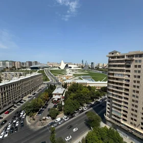 In Baku 132.0 m² apartment is for sale - Изображение 2