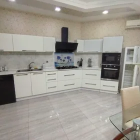 In Baku 190.0 m² apartment is for rent - Изображение 2