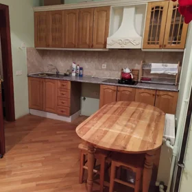 In Baku 75.0 m² apartment is for rent - Image 2