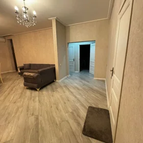 Baku-da 92.0 m2 mənzil kirayə verilir - Şəkil 4