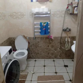 In Baku 121.0 m² house with 4.0 rooms is for sale - Изображение 2