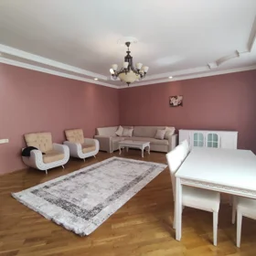 In Baku 140.0 m² apartment is for rent - Изображение 2