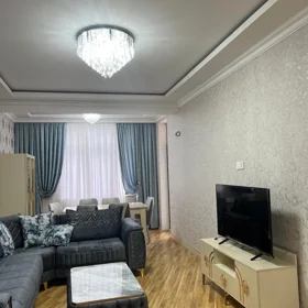 In Baku 110.0 m² apartment is for rent - Image 3