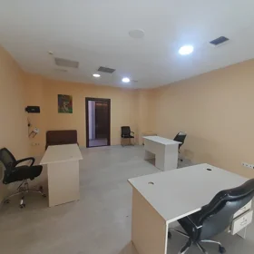 Baku-da 30.0 m2 ofis kirayə verilir - Şəkil 4