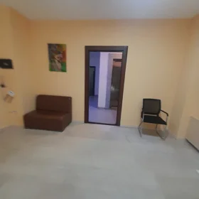 Baku-da 30.0 m2 ofis kirayə verilir - Şəkil 5