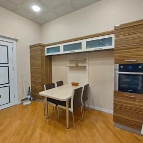 In Baku 555.0 m² house with 7.0 rooms is for sale - Изображение 2