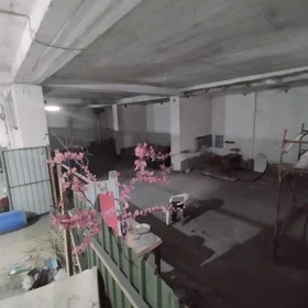 In Baku 500.0 m² commercial is for rent - Image 2