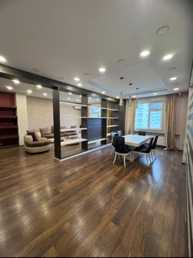In Baku 200.0 m² apartment is for rent - Изображение 5