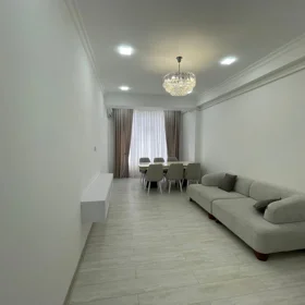 In Baku 79.0 m² apartment is for rent - Image 2