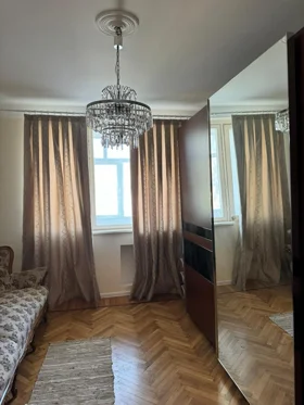 In Baku 90.0 m² apartment is for sale - Image 3