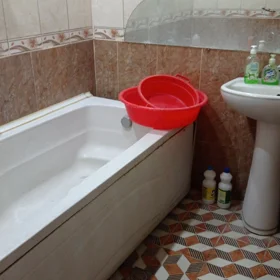 In Baku 140.0 m² apartment is for sale - Image 5