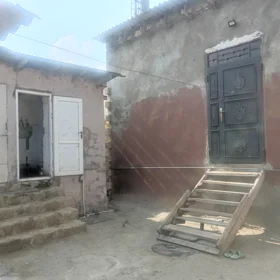 In Baku 60.0 m² house with 3.0 rooms is for sale - Image 4