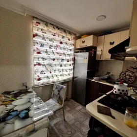 In Khirdalan 50.0 m² apartment is for sale - Image 2
