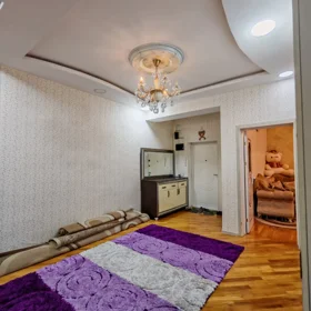 In Khirdalan 140.0 m² apartment is for sale - Image 5