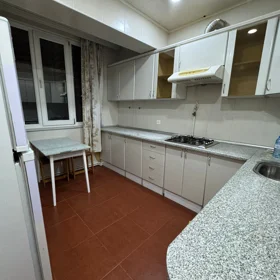 In Baku 90.0 m² apartment is for rent - Image 4
