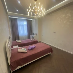 In Baku 106.0 m² apartment is for sale - Image 3