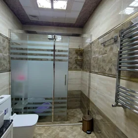In Baku 165.0 m² apartment is for sale - Image 4