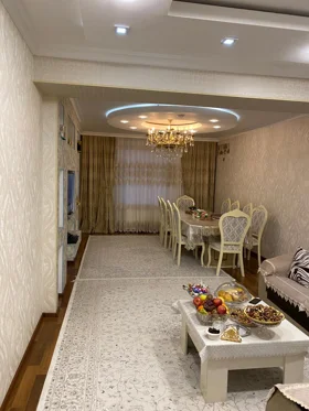 In Baku 115.0 m² apartment is for sale - Image 4